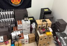 Polícia apreende carga de vinhos argentinos de R$ 100 mil em direção a Uberlândia Polícia apreende carga de vinhos argentinos de R$ 100 mil em direção a Uberlândia