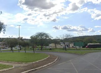 Prefeitura assumirá custos de projeto para desbloquear obra do Trevo Osvaldo Oliveira em Uberlândia Prefeitura assumirá custos de projeto para desbloquear obra do Trevo Osvaldo Oliveira em Uberlândia