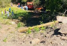 Trabalhador rural morre após trator capotar em ladeira de 50 metros em Abadia dos Dourados Trabalhador rural morre após trator capotar em ladeira de 50 metros em Abadia dos Dourados