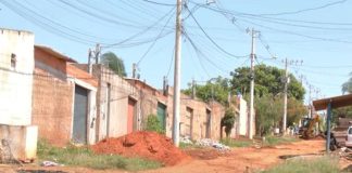 Uberlândia Receberá Quase R$ 300 Milhões do PAC para Regularização de Três Bairros Uberlândia Receberá Quase R$ 300 Milhões do PAC para Regularização de Três Bairros