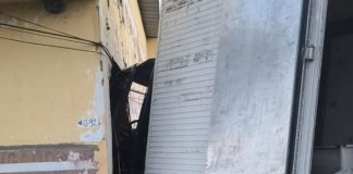 Caminhão roubado colide com poste e causa destruição de barracão em Araguari; suspeito é detido Caminhão roubado colide com poste e causa destruição de barracão em Araguari; suspeito é detido