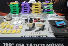 Casal usa pitbull para atacar policial durante tentativa de fuga em Uberlândia Casal usa pitbull para atacar policial durante tentativa de fuga em Uberlândia
