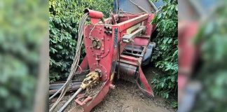 Fazendeiro é encontrado morto por vizinho após acidente com colheitadeira de café Fazendeiro é encontrado morto por vizinho após acidente com colheitadeira de café