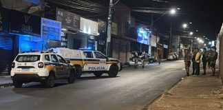 Homem é Morto no Bairro São Jorge, em Uberlândia; Faca Encontrada no Local do Crime Homem é Morto no Bairro São Jorge, em Uberlândia; Faca Encontrada no Local do Crime