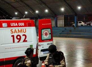 Homem é fatalmente baleado enquanto empurra carrinho de bebê em MG Homem é fatalmente baleado enquanto empurra carrinho de bebê em MG