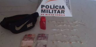 Mulher é Detida com 43 Pedras de Crack Durante Patrulhamento no Bairro São Jorge, em Uberlândia Mulher é Detida com 43 Pedras de Crack Durante Patrulhamento no Bairro São Jorge, em Uberlândia