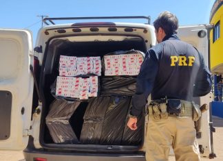 Ação da PRF Resulta na Apreensão de 17,5 Mil Maços de Cigarros em Uberlândia Ação da PRF Resulta na Apreensão de 17,5 Mil Maços de Cigarros em Uberlândia