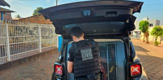 Homem é preso em Uberlândia por crimes contra adolescentes, segundo polícia do PR Homem é preso em Uberlândia por crimes contra adolescentes, segundo polícia do PR