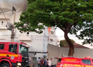 Incêndio em Uberaba Bebês gêmeos e seus pais são resgatados com sucesso Incêndio em Uberaba Bebês gêmeos e seus pais são resgatados com sucesso