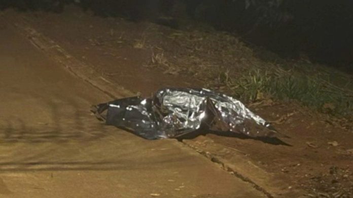 Jovem é assassinado a facadas no bairro Jaraguá, em Uberlândia Jovem é assassinado a facadas no bairro Jaraguá, em Uberlândia
