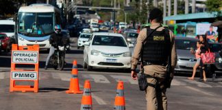 Motoristas poderão regularizar débitos via PIX durante blitz em Minas Gerais Motoristas poderão regularizar débitos via PIX durante blitz em Minas Gerais