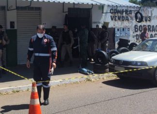 Tragédia em Araguari: Homem é Assassinado a Tiros na Frente do Filho de 4 Anos em Borracharia Tragédia em Araguari: Homem é Assassinado a Tiros na Frente do Filho de 4 Anos em Borracharia