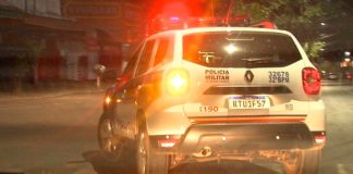 Homem de 46 anos é esfaqueado no bairro São Pedro; suspeito detido em Araxá Homem de 46 anos é esfaqueado no bairro São Pedro; suspeito detido em Araxá