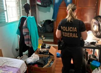 Polícia Federal realiza operação em Uberaba após apreensão de 480 kg de agrotóxicos contrabandeados Polícia Federal realiza operação em Uberaba após apreensão de 480 kg de agrotóxicos contrabandeados