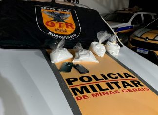 Substância para Emagrecimento é Apreendida Após Fuga na MGC-497 Substância para Emagrecimento é Apreendida Após Fuga na MGC-497