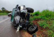Acidente na BR-352: Dois Carros Colidem em Arapuá Acidente na BR-352: Dois Carros Colidem em Arapuá