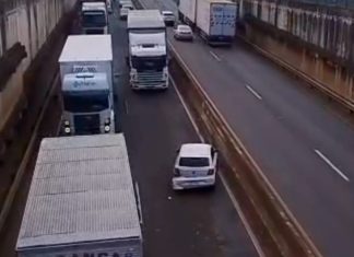 BR-050 em Uberlândia: Acidente Gera Conflito e Trânsito Caótico BR-050 em Uberlândia: Acidente Gera Conflito e Trânsito Caótico