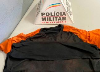 Homem com Tornozeleira é Detido ao Tentar Furtar Sapatilha em Patos de Minas Homem com Tornozeleira é Detido ao Tentar Furtar Sapatilha em Patos de Minas