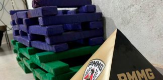 Homem é flagrado pela PM ao tentar enterrar quase 60 kg de maconha Homem é flagrado pela PM ao tentar enterrar quase 60 kg de maconha