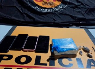 Jovens São Detidos pela Polícia Militar com Droga na MGC-354, Rumo a Lagoa Formosa Jovens São Detidos pela Polícia Militar com Droga na MGC-354, Rumo a Lagoa Formosa