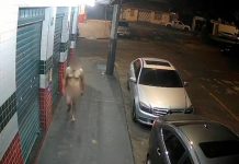 Noite de Natal em Uberlândia: Homem Nu É Flagado Andando pelas Ruas Noite de Natal em Uberlândia: Homem Nu É Flagado Andando pelas Ruas