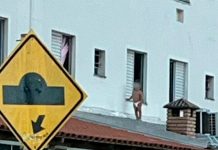 Criança é Encontrada em Telhado no Bairro Jardim Holanda Criança é Encontrada em Telhado no Bairro Jardim Holanda