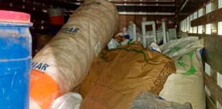 Operação Policial Desmantela Fábrica Ilegal de Agrotóxicos em Patos de Minas Operação Policial Desmantela Fábrica Ilegal de Agrotóxicos em Patos de Minas