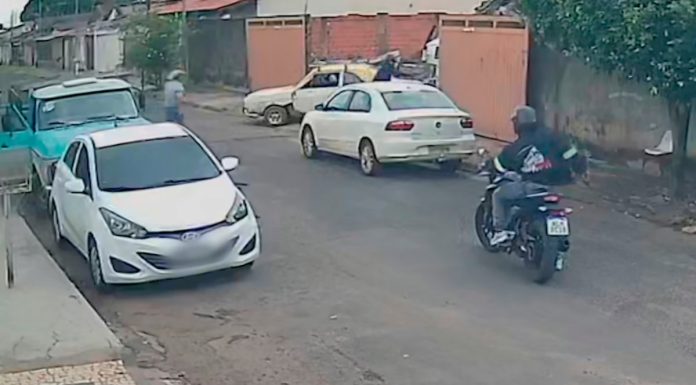 Violência em Araguari: Homem Morto em Ataque com 12 Tiros Violência-em-Araguari-Homem-Morto-em-Ataque-com-12-Tiros