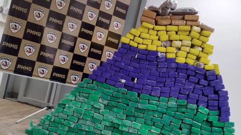 Apreensão de 400 quilos de maconha em Uberlândia