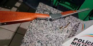 Esposa Dispara Tiro que Mata Marido em Campina Verde Após Conflitos no Casamento Mulher presa por matar o marido em Campina Verde