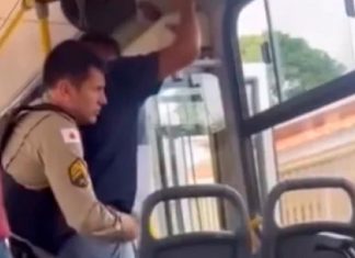 Homem de 44 Anos Ameaça Adolescente em Ônibus e Acaba Preso Homem preso após ameaçar adolescente em ônibus em Patos de Minas