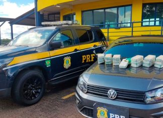 Casal com Bebê de 2 Meses é Preso com 20 kg de Pasta Base na BR-365 Casal preso com 20 kg de pasta base de cocaína na BR-365