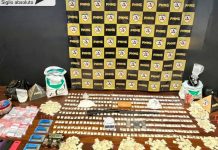 PM fecha laboratório e apreende mil porções de cocaína em operação Exposição de materiais apreendidos pela PM, incluindo drogas, armas, munições e liquidificadores em Patrocínio.
