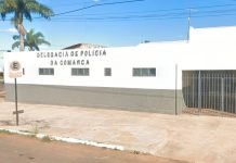 PCMG descobre farsa de estupro para forçar aborto legal em Araguari Fachada da Delegacia da Polícia Civil em Minas Gerais com viatura caracterizada em destaque