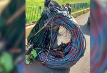 Furto de fiação em Uberlândia: Trio é detido com carga de 300 kg de cabos elétricos Grande quantidade de fios de cobre enrolados e apreendidos pela Polícia Militar de Minas Gerais.