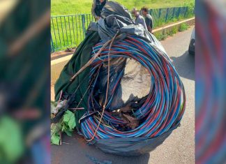 Furto de fiação em Uberlândia: Trio é detido com carga de 300 kg de cabos elétricos Grande quantidade de fios de cobre enrolados e apreendidos pela Polícia Militar de Minas Gerais.