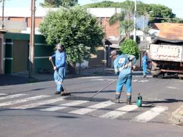 Santa Mônica e Jardim Brasília lideram ranking de queixas por obras em Uberlândia Mapa e gráfico mostrando os bairros com mais pedidos de manutenção em Uberlândia