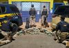 PRF e PM apreendem cocaína e crack escondidos dentro de pneus na BR-365 Tabletes de cocaína e crack retirados de dentro de um pneu de caminhão durante fiscalização policial