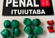 Escondido nas partes íntimas: inteligência da Polícia Penal descobre fumo com visitante em Ituiutaba Fachada externa do presídio de Ituiutaba com foco na identidade visual da Polícia Penal de Minas Gerais.