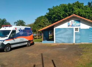 Parque do Sabiá ganha base móvel de saúde para atendimento diário Base móvel de saúde estacionada ao lado do Espaço Saúde no Parque do Sabiá.