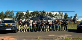Esquema de veículos de carga clonados é desmantelado em Uberlândia Veículos de carga apreendidos pela polícia após operação contra clonagem em Uberlândia.