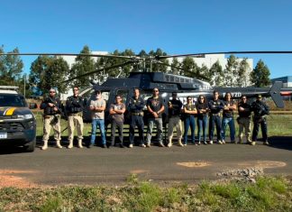Esquema de veículos de carga clonados é desmantelado em Uberlândia Veículos de carga apreendidos pela polícia após operação contra clonagem em Uberlândia.