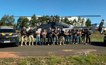 Esquema de veículos de carga clonados é desmantelado em Uberlândia Veículos de carga apreendidos pela polícia após operação contra clonagem em Uberlândia.