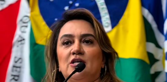 MPMG arquiva investigação contra vereadora Janaína Guimarães sobre caso de transfobia Fachada de uma sede do Ministério Público de Minas Gerais