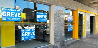 Greve dos bancários fecha agências em Uberlândia nesta quinta-feira (20); entenda os motivos Agência bancária com portas fechadas e aviso de paralisação em Uberlândia.