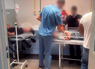 Alunos passam mal e são hospitalizados após forte odor em escola no bairro Santa Rosa Fachada da Escola Estadual Angelino Pavan no bairro Santa Rosa em Uberlândia.