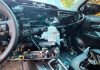 Operação policial desarticula quadrilha especializada em furtos de Hilux em Uberaba e Uberlândia Caminhonete Hilux recuperada e parcialmente desmontada durante operação policial contra furtos de veículos em Minas Gerais.